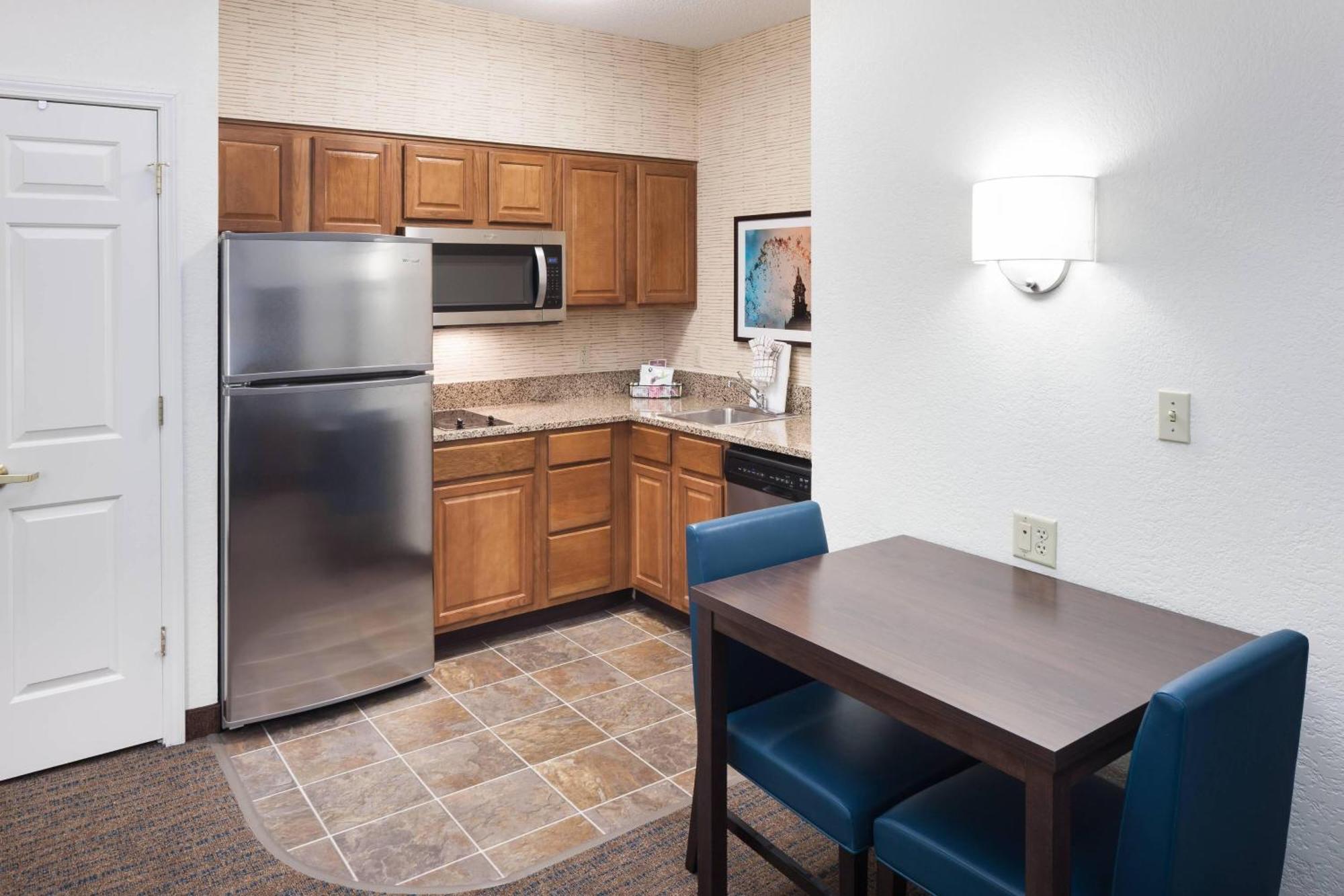 Residence Inn Kansas City Country Club Plaza Eksteriør billede