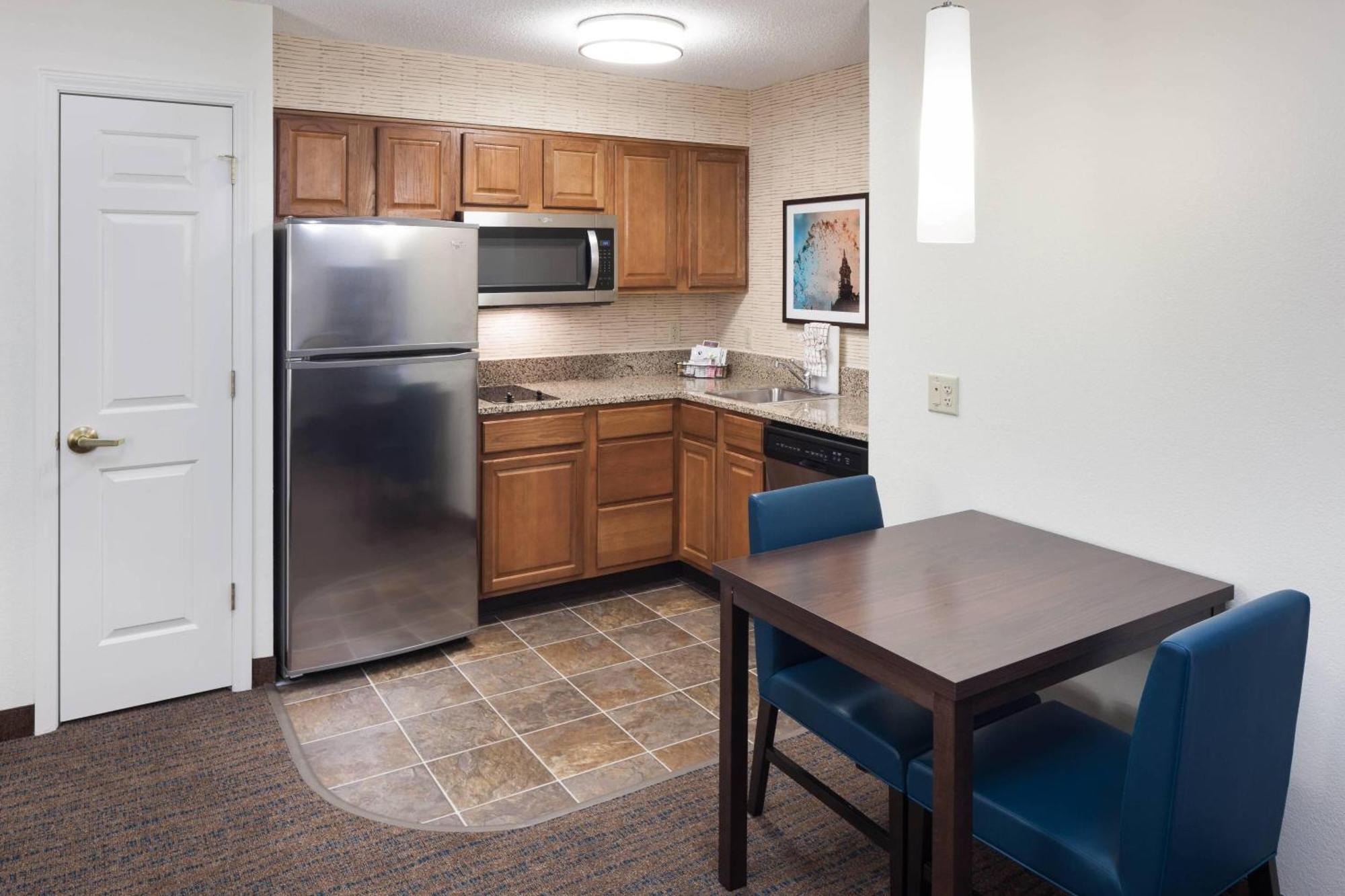 Residence Inn Kansas City Country Club Plaza Eksteriør billede