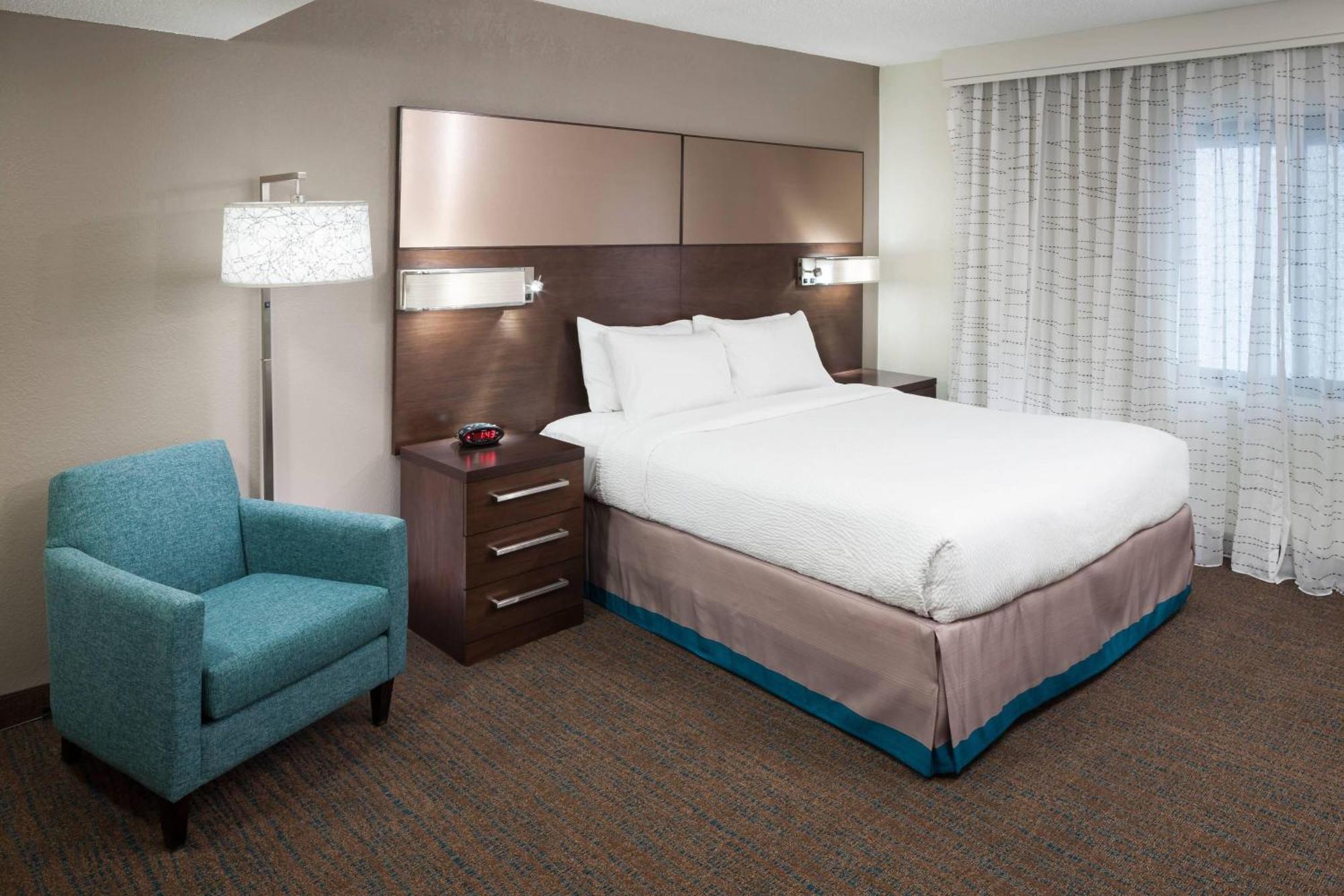 Residence Inn Kansas City Country Club Plaza Eksteriør billede